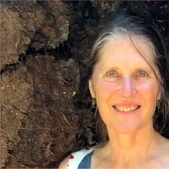 Ellie Behrstock headshot